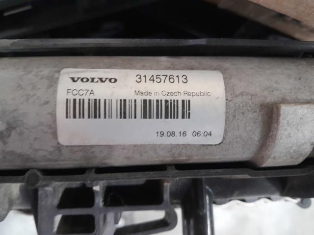 Радиатор охлаждения кондиционера 31457613 VOLVO