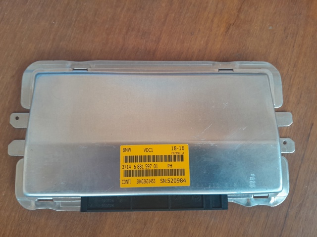 Блок управления пневмоподвеской 37146881597 BMW