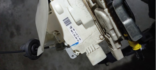 Замок передней левой двери 4G1837015A VAG
