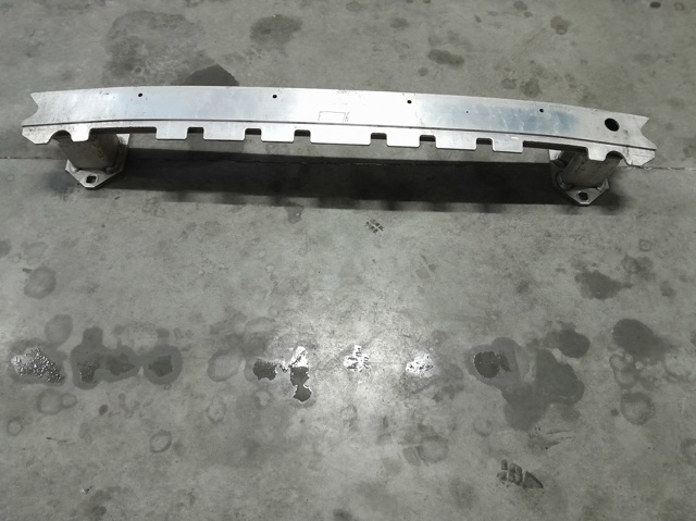 Буфер бампера заднего 51127473636 BMW