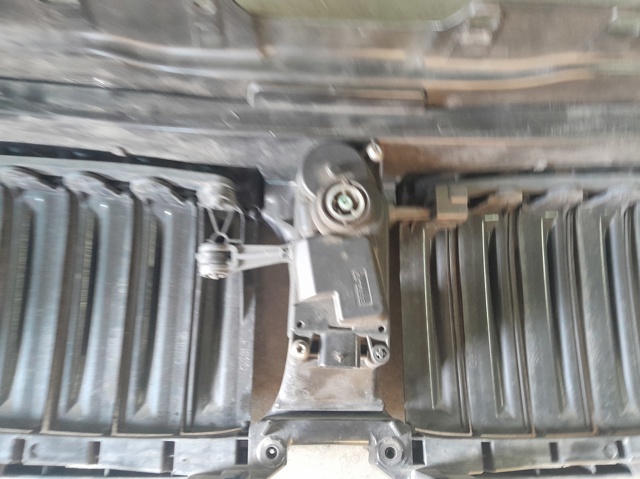 BMW 51747497279 Решетка радиатора в наличии Тернополь