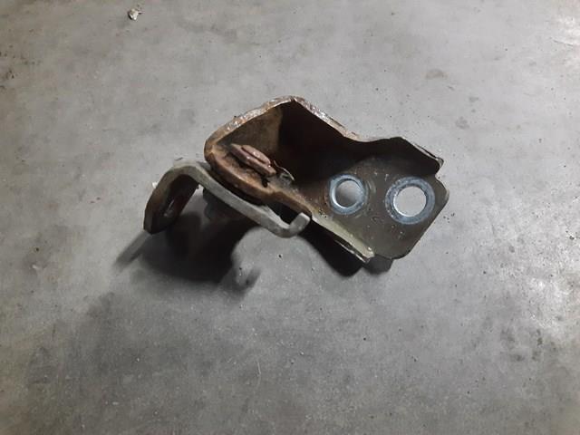 Шарнир передней левой двери BB5Z7822811A FORD
