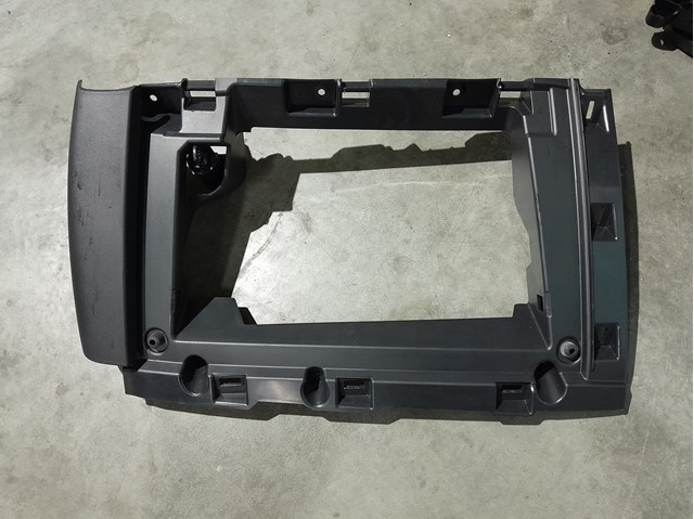 Бардачек LJ8Z5806010AA FORD