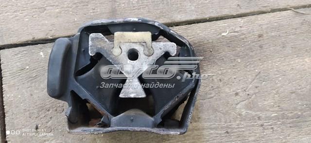 A6382411413 Подушка (опора) двигателя задняя купить Винница