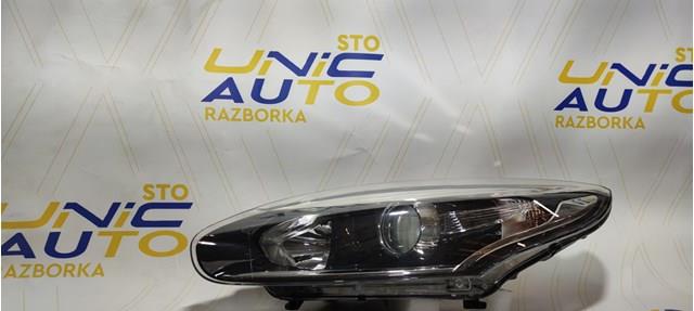 260605817R Renault (RVI) фара левая