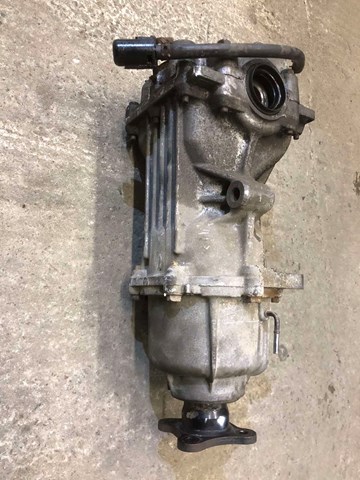 RENAULT 38300JD610 Редуктор задний в наличии Полтава