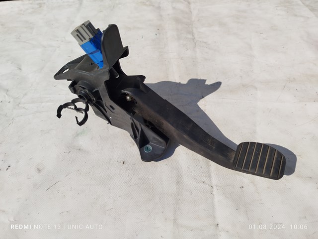 Педаль сцепления 465038135R RENAULT