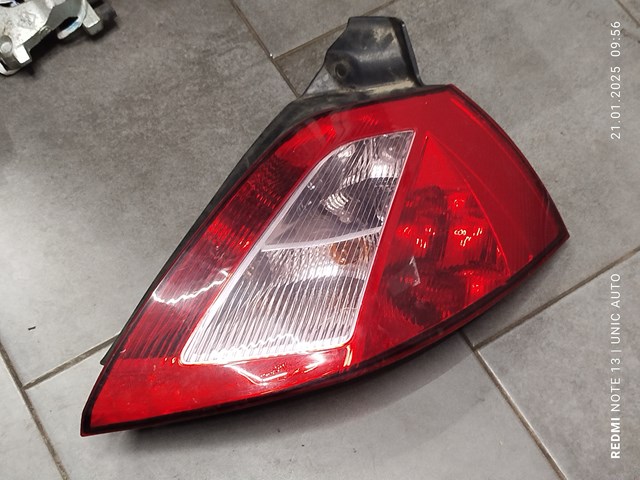 Задняя правая фара Renault Megane 2