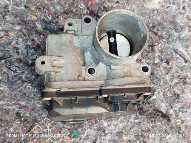 Заслонка воздушная 8200568712 RENAULT