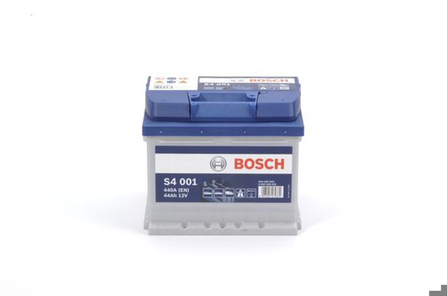 Autooil bosch s4 акумулятор 12в/ 44а-год./440а 207175175 11.5кг виводи -+ 0092S40010