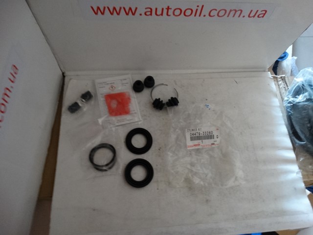 0447933260 TOYOTA Ремкомплект суппорта купить в Кривой Рог