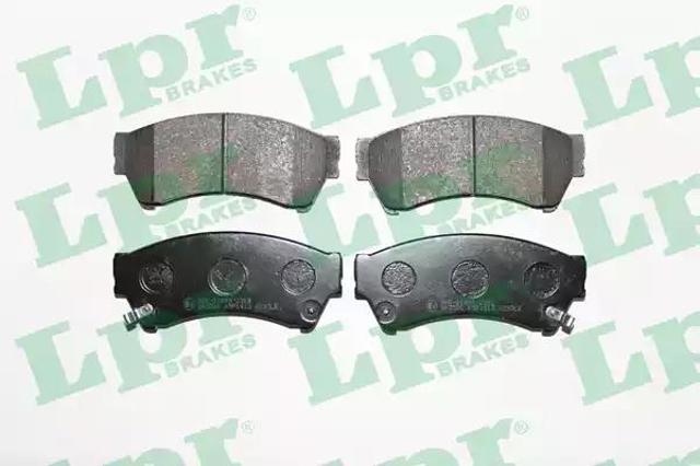 Колодки тормозные передние дисковые 05P1413 LPR
