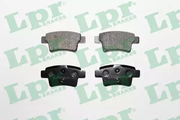 Колодки тормозные дисковые комплект 05P1475 LPR