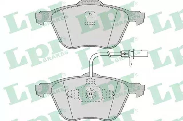 Передние тормозные колодки 05P971 LPR