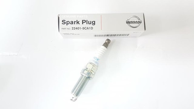 Свечи зажигания 224015CA1D NISSAN