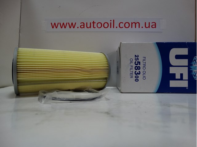 Auto фильтр масла ufi 2558300