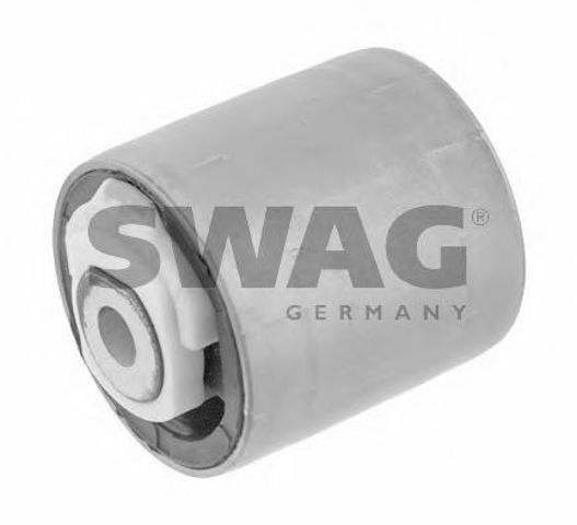 Сайлентблок переднего нижнего рычага 30600041 SWAG