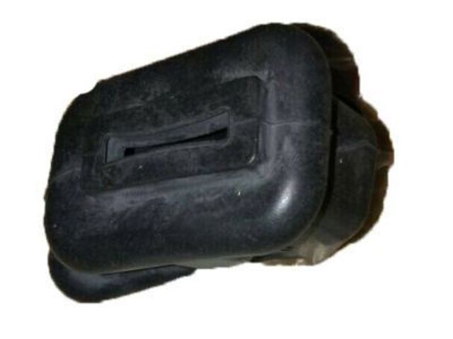 Пыльник опорного щита ручного тормоза 4763360010 TOYOTA