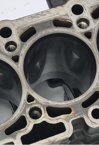 03L103011AQ VAG Блок цилиндров двигателя купить в Одесса