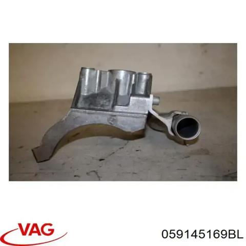 Кронштейн компрессора кондиционера 059145169BL VAG