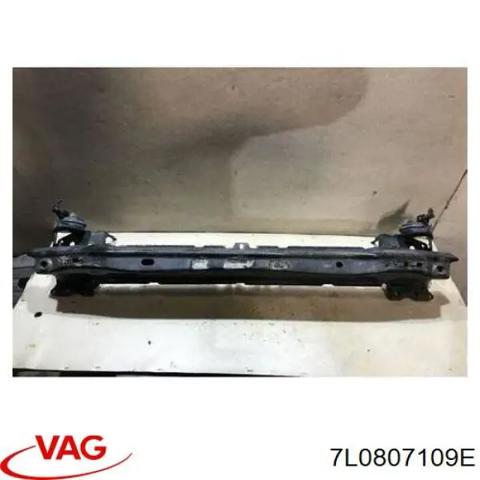 Усилитель переднего бампера  7L0807109E VAG