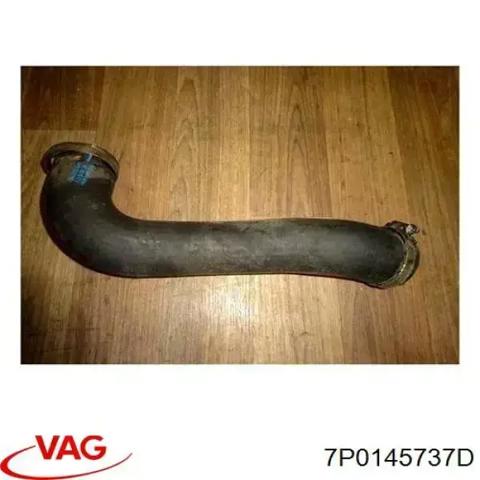 Патрубок интеркуллера 7P0145737D VAG