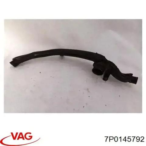 Патрубок интеркуллера 7P0145792 VAG
