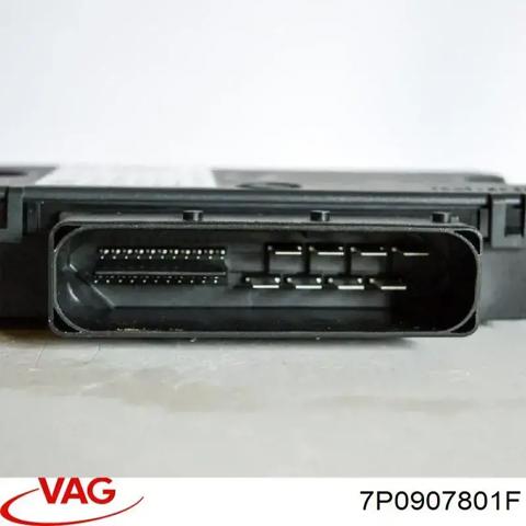 БУ электромеханического стояночного тормоза 7P0907801F VAG