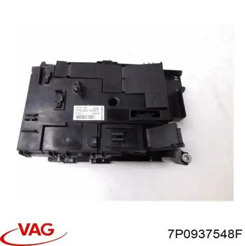 Блок предохранителей задний, салонный 7P0937548F VAG