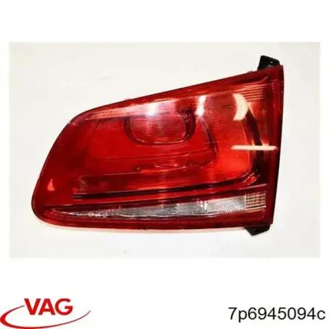 Фонарь задний правый, внутренний 7P6945094C VAG