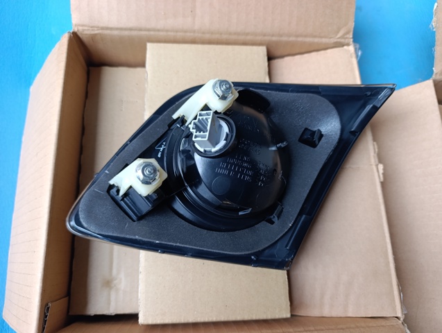 BP4M513G0C MAZDA Фонарь задний левый внутренний купить в Житомир