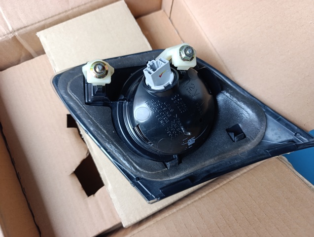 BP4N513G0C MAZDA Фонарь задний левый внутренний купить в Харьков