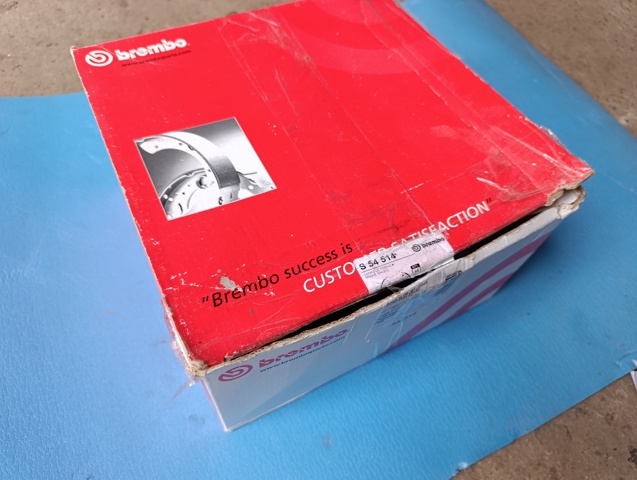 S54514 BREMBO Задние барабанные колодки купить в Кривой Рог