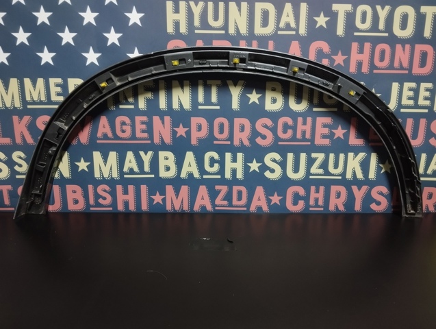 31378165 VOLVO Расширитель (накладка) арки заднего крыла правый купить в Хмельницкий