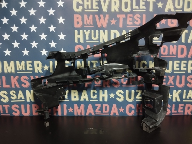 A2138852400 MERCEDES Кронштейн бампера переднего правый купить в Павлоград
