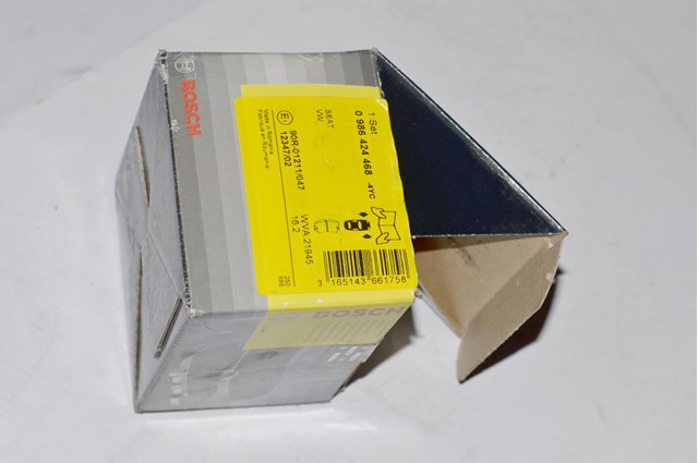 Колодки тормозные передние дисковые 0986424468 BOSCH