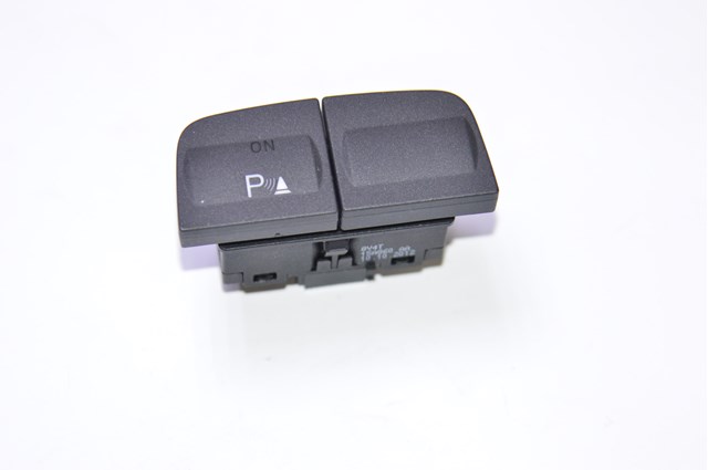 FORD 1492923 в наличии Каменское
