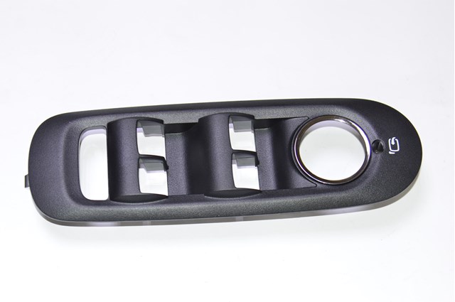 FORD 1692880 в наличии Киев