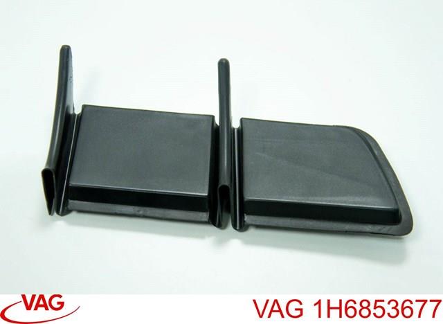 Решетка на бампер 1H6853677 VAG