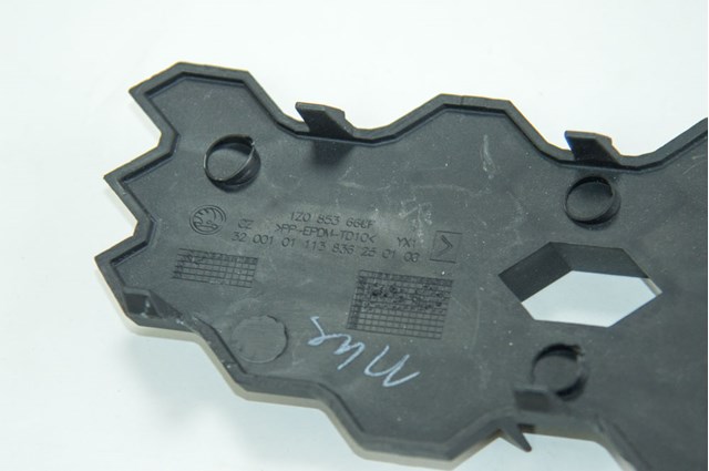 1Z0853666F9B9 VAG купить в Украина