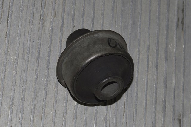 Сайлентблок нижнего рычага передней подвески 22200028502 BOGE