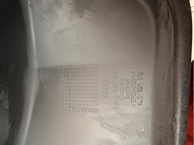 4L0075101 VAG Задние брызговики купить в Каменское