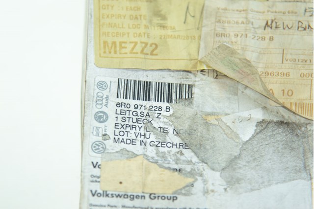 VAG 6R0971228B в наличии Ровно