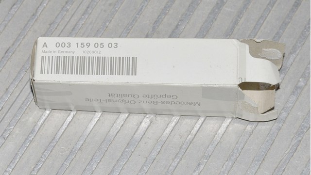 Свеча A0031590503 MERCEDES