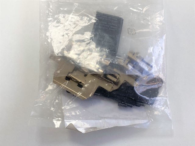 Задние тормозные колодки NFY72649Z MAZDA