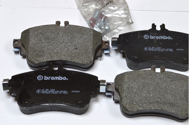 Передние тормозные колодки P50094 BREMBO