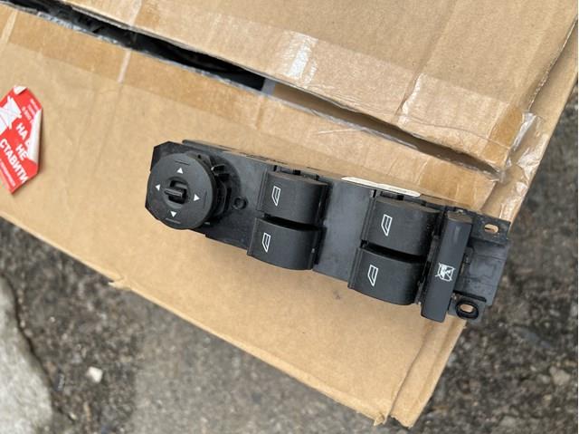Кнопки переднего левого стеклоподъёмника BM5T14A132AA FORD