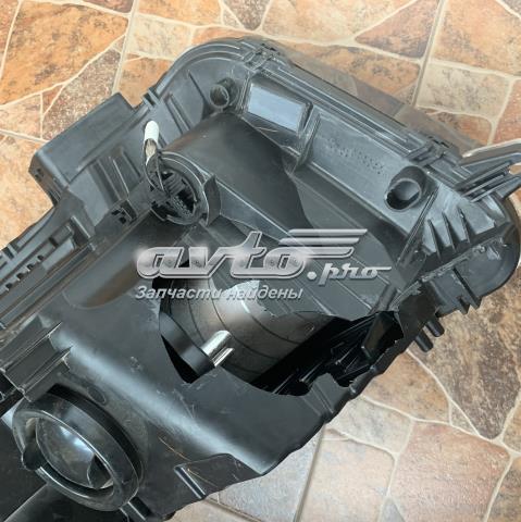 FT4Z13008D Правая фара купить Ирпень