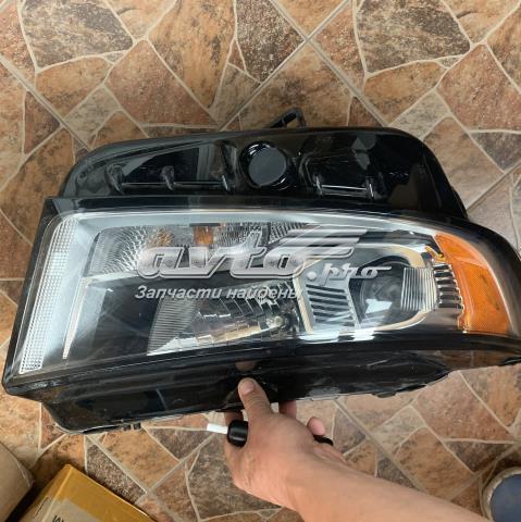 FT4Z13008D Правая фара купить Днепр