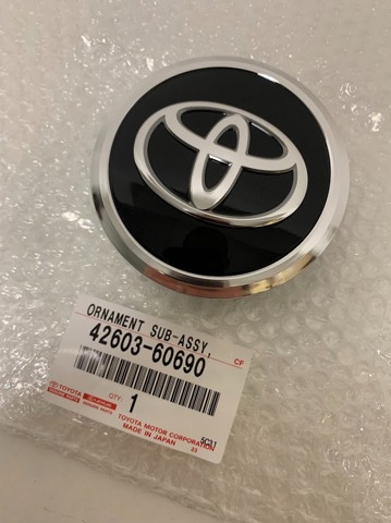 TOYOTA 4260360690 Колпак колесного диска в наличии Запорожье